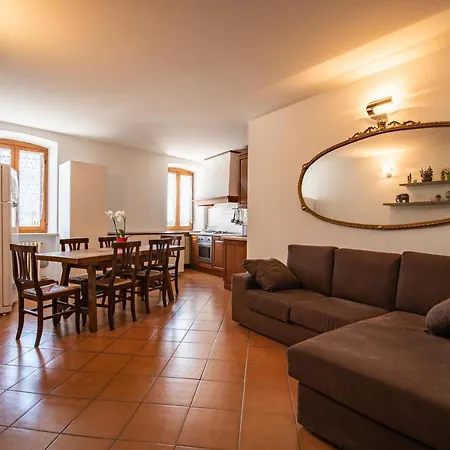 Palazzo Bovio-esclusivo In Centro Self Check-in Appartement